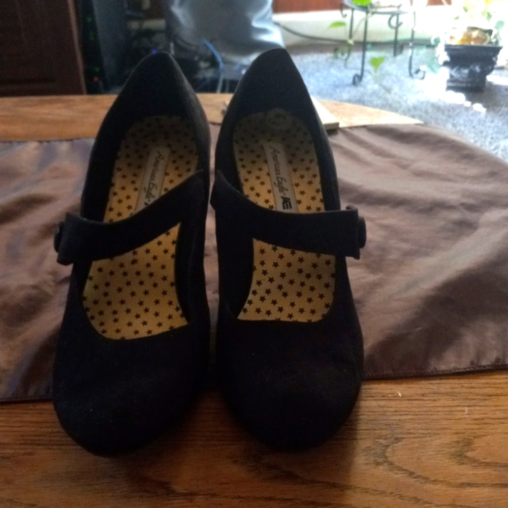 Ladies AMERICAN EAGLE OUTFITTERS Heels